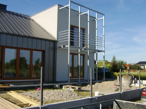 konstrukcja stalowa metalowa balkonu tarasu balkon taras stalowy metalowy