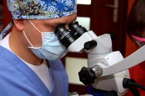 Endodoncja , leczenie po mikroskopem , chirurgia , implantologia