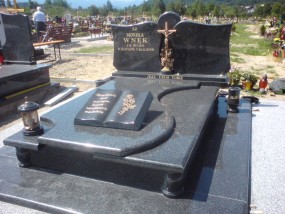 Nagrobki - realizacje - Golc Sabina - nagrobki, blaty, parapety Strzegom