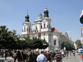 Wycieczka integracyjna do Pragi - Biuro Turystyczne  Karpatka  Jelenia Góra