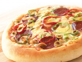 Pizza mięsna - Pizzeria Kamera Bielsko-Biała
