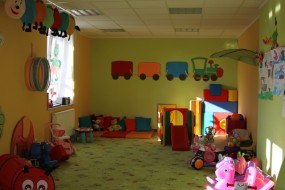 Przedszkola i żłobki - Punkt Przedszkolny Childcare Center  Nanny  Warszawa