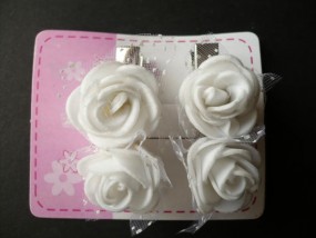 Kwiatki białe na klipsie - Firma Handlowa  Klips  - ozdoby do włosów, biżuteria sztuczna Gdynia