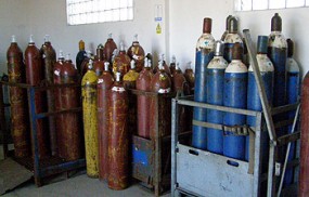 Gazy techniczne wymiana butli , gaz propan butan - Firma handlowa  GALI  Knurów