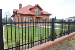 produkcja i montaż systemów ogrodzeniowych - OLMET Końskie