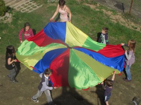 zabawy z chustą animacyjną - kon&dag Gdańsk