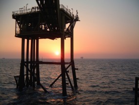 Usługi dla sektora rafineryjnego - SGS Polska Sp. z o.o. Warszawa