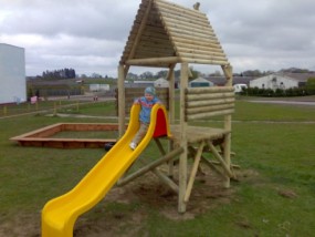 Domek - wieża, ślizgawka, palisada impregnowana, 1176eu - Plac Zabaw Serwis Agencja Dzieciak Mierzyn