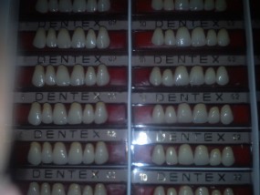 Zęby akrylowe - Przedsiębiorstwo Handlowo Usługowe MEDMIX Kielce