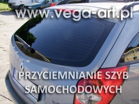 Profesjonalne przyciemnianie szyb samochodowych - Vega-Art Studio Reklamy i Druku Gdynia