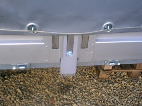 bok skrzyni z słupkiem środkowym - Skrzynie ładunkowe - naprawa nadwozi - zabudowy nadwozi - burty aluminiowe - części do nadwozi Ćwiklice