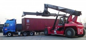 transportowe i przeładunkowe - Gdynia Truck and Trailer Gdynia