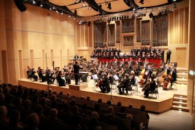 Koncert świąteczny - U PROGU ROKU LUTOSŁAWSKIEGO - Filharmonia Opolska im. Józefa Elsnera w Opolu Opole
