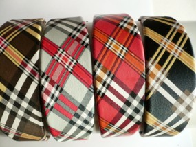 Opaski szerokie w kratkę 1/105 - Firma Handlowa  Klips  - ozdoby do włosów, biżuteria sztuczna Gdynia