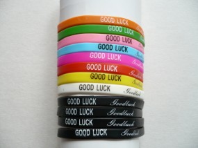 Bransoletka silikonowa E/20 - Firma Handlowa  Klips  - ozdoby do włosów, biżuteria sztuczna Gdynia