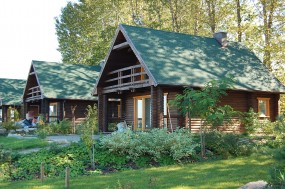 Dom z bali  okrągłych - Aland Andrzej Szymański Trzebiatów