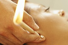 Świecowanie uszu, woskowanie uszu - Natural Healing studio terapii alternatywnych i masażu Toruń