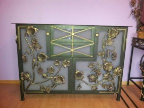 Komoda do sypialni Grono - Ekskluzywne Kowalstwo Artystyczne Wójcik Kielce