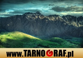 Fototapeta na wymiar - P.H.U. TARNOGRAF - Fabryka Reklamy Tarnobrzeg