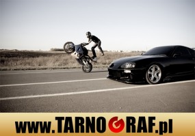 Fototapeta na wymiar - P.H.U. TARNOGRAF - Fabryka Reklamy Tarnobrzeg