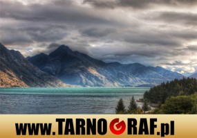 Fototapeta na wymiar - P.H.U. TARNOGRAF - Fabryka Reklamy Tarnobrzeg