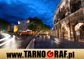 Fototapeta na wymiar - P.H.U. TARNOGRAF - Fabryka Reklamy Tarnobrzeg