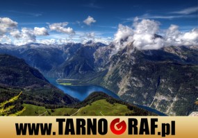 Fototapeta na wymiar - P.H.U. TARNOGRAF - Fabryka Reklamy Tarnobrzeg