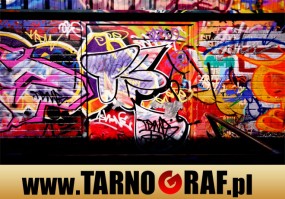 Fototapeta na wymiar - P.H.U. TARNOGRAF - Fabryka Reklamy Tarnobrzeg