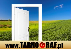 Fototapeta na wymiar - P.H.U. TARNOGRAF - Fabryka Reklamy Tarnobrzeg