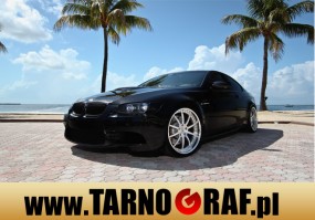 Fototapeta na wymiar - P.H.U. TARNOGRAF - Fabryka Reklamy Tarnobrzeg