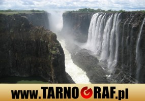 Fototapeta na wymiar - P.H.U. TARNOGRAF - Fabryka Reklamy Tarnobrzeg