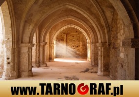 Fototapeta na wymiar - P.H.U. TARNOGRAF - Fabryka Reklamy Tarnobrzeg