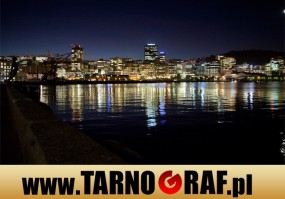 Fototapeta na wymiar - P.H.U. TARNOGRAF - Fabryka Reklamy Tarnobrzeg