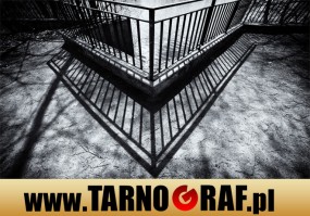 Fototapeta na wymiar - P.H.U. TARNOGRAF - Fabryka Reklamy Tarnobrzeg