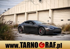 Fototapeta na wymiar - P.H.U. TARNOGRAF - Fabryka Reklamy Tarnobrzeg