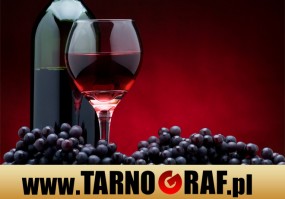 Fototapeta na wymiar - P.H.U. TARNOGRAF - Fabryka Reklamy Tarnobrzeg