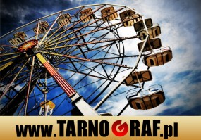 Fototapeta na wymiar - P.H.U. TARNOGRAF - Fabryka Reklamy Tarnobrzeg