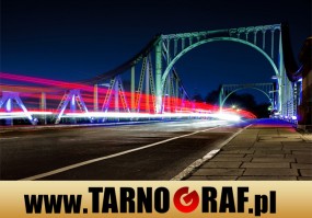 Fototapeta na wymiar - P.H.U. TARNOGRAF - Fabryka Reklamy Tarnobrzeg