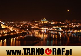 Fototapeta na wymiar - P.H.U. TARNOGRAF - Fabryka Reklamy Tarnobrzeg