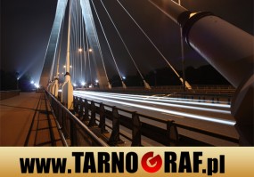 Fototapeta na wymiar - P.H.U. TARNOGRAF - Fabryka Reklamy Tarnobrzeg