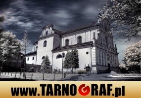 Fototapeta na wymiar - P.H.U. TARNOGRAF - Fabryka Reklamy Tarnobrzeg