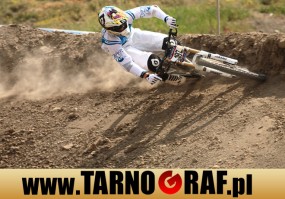 Fototapeta na wymiar - P.H.U. TARNOGRAF - Fabryka Reklamy Tarnobrzeg