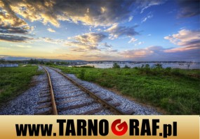 Fototapeta na wymiar - P.H.U. TARNOGRAF - Fabryka Reklamy Tarnobrzeg