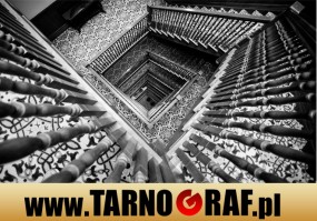 Fototapeta na wymiar - P.H.U. TARNOGRAF - Fabryka Reklamy Tarnobrzeg