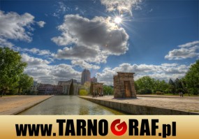 Fototapeta na wymiar - P.H.U. TARNOGRAF - Fabryka Reklamy Tarnobrzeg