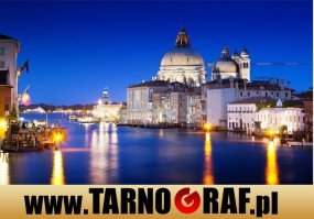 Fototapeta na wymiar - P.H.U. TARNOGRAF - Fabryka Reklamy Tarnobrzeg