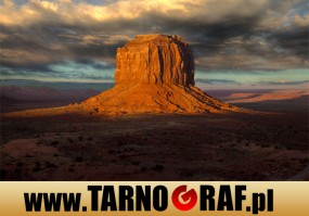 Fototapeta na wymiar - P.H.U. TARNOGRAF - Fabryka Reklamy Tarnobrzeg