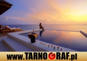 Fototapeta na wymiar - P.H.U. TARNOGRAF - Fabryka Reklamy Tarnobrzeg