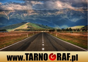 Fototapeta na wymiar - P.H.U. TARNOGRAF - Fabryka Reklamy Tarnobrzeg