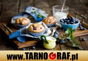 Fototapeta na wymiar - P.H.U. TARNOGRAF - Fabryka Reklamy Tarnobrzeg